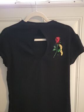 Harley-Davidson Black Short Sleeve Tee with Red Rose